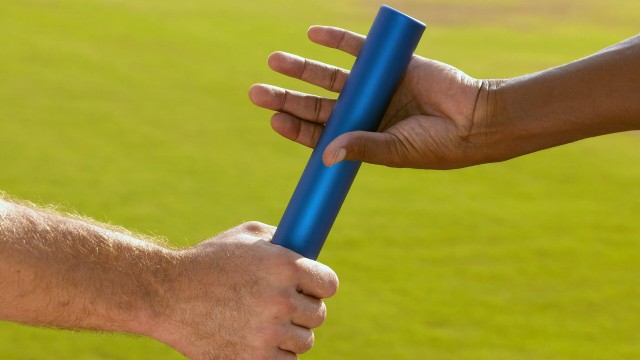 卡迪夫城中场调度清晰，蓝鸟军团志在高飞，卡迪夫蓝调风格是什么车